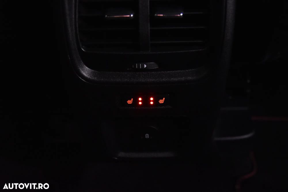 Ford Kuga - 24
