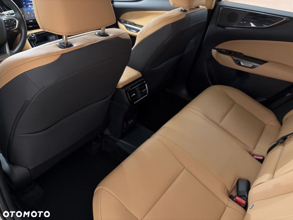 Lexus NX - 12