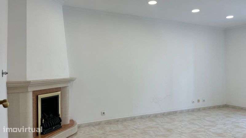 Apartamento T3 novo com garagem. - Grande imagem: 2/12