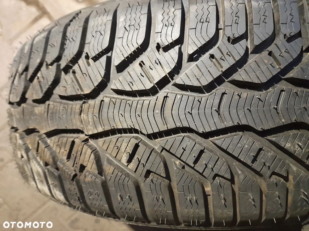 Opona zimowa Kleber Krisalp HP2 225/55 17 101V M+S - 5