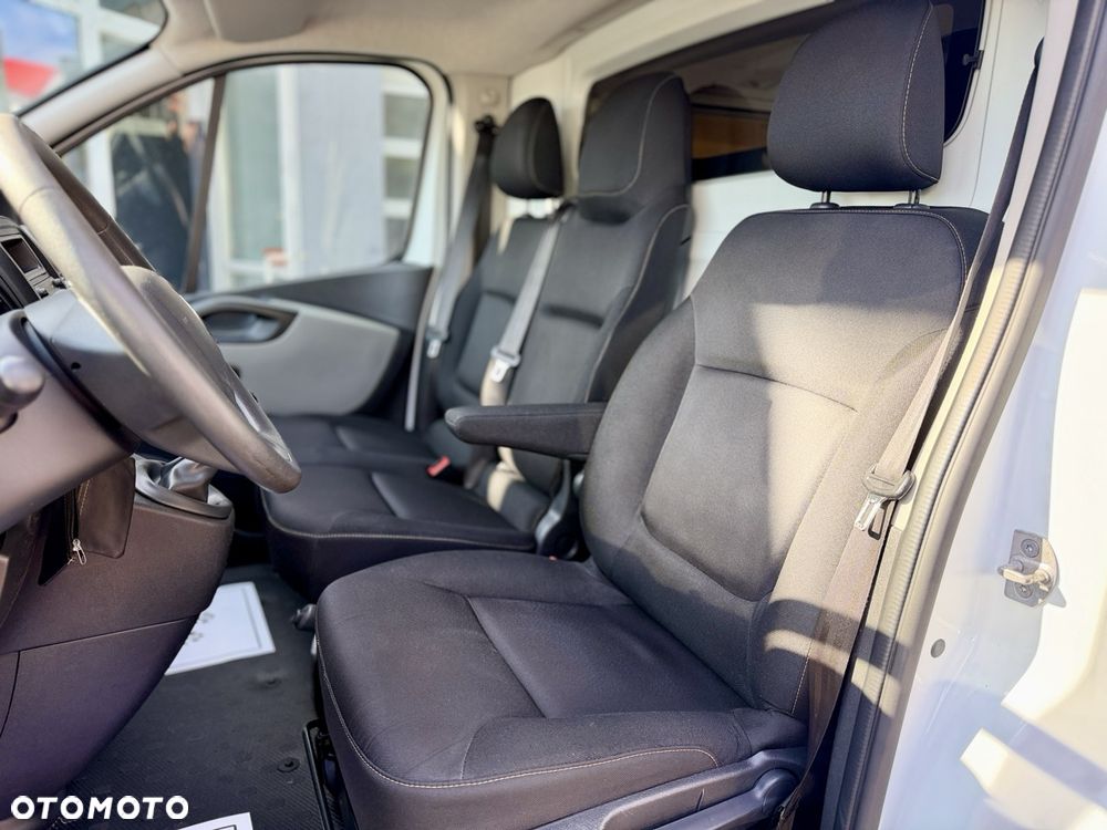 Renault Trafic - 10