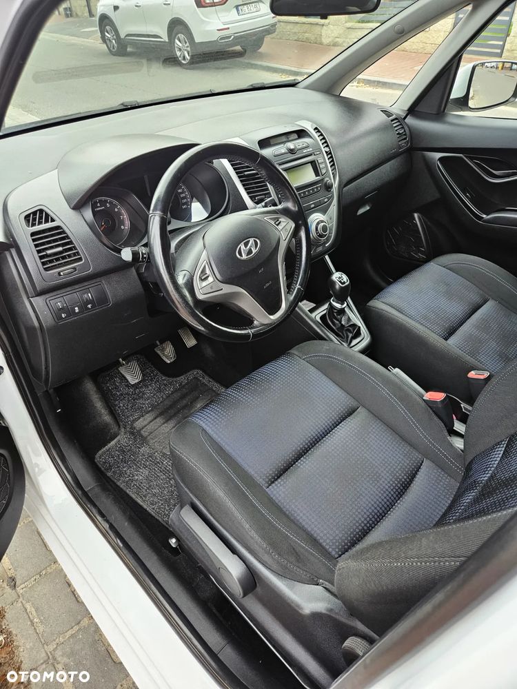 Hyundai ix20 1.4 blue - 10