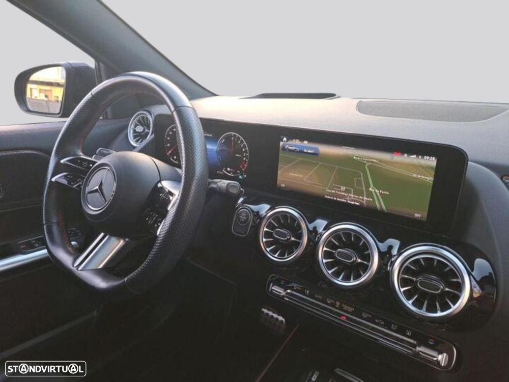 Mercedes-Benz GLA 250 - 4