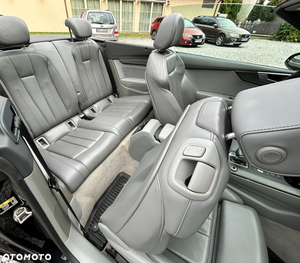 Audi A5 Cabrio - 10