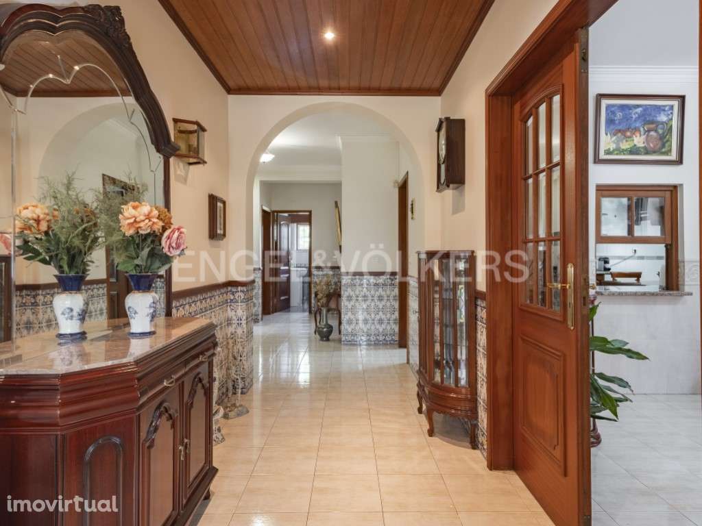 Moradia Isolada com Terreno em Odivelas - Grande imagem: 5/51