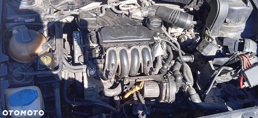 Na części Audi A3 8L 1.6 B 5D BFQ DUU lakier LZ5L zderzak maska drzwi klapa fotel kanapa szyba - 11