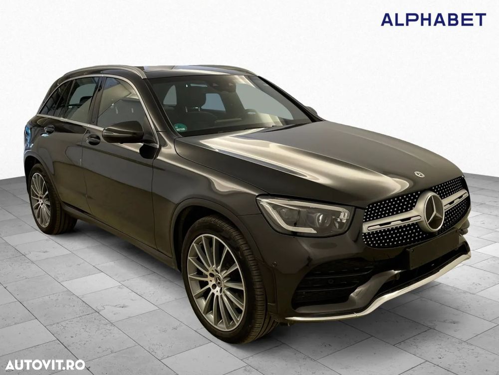 Mercedes-Benz GLC 300 d 4MATIC 9G-TRONIC AMG Line - 2
