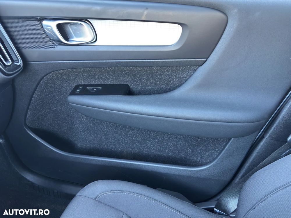 Volvo XC 40 T4 Recharge DKG Inscription Expression - 18