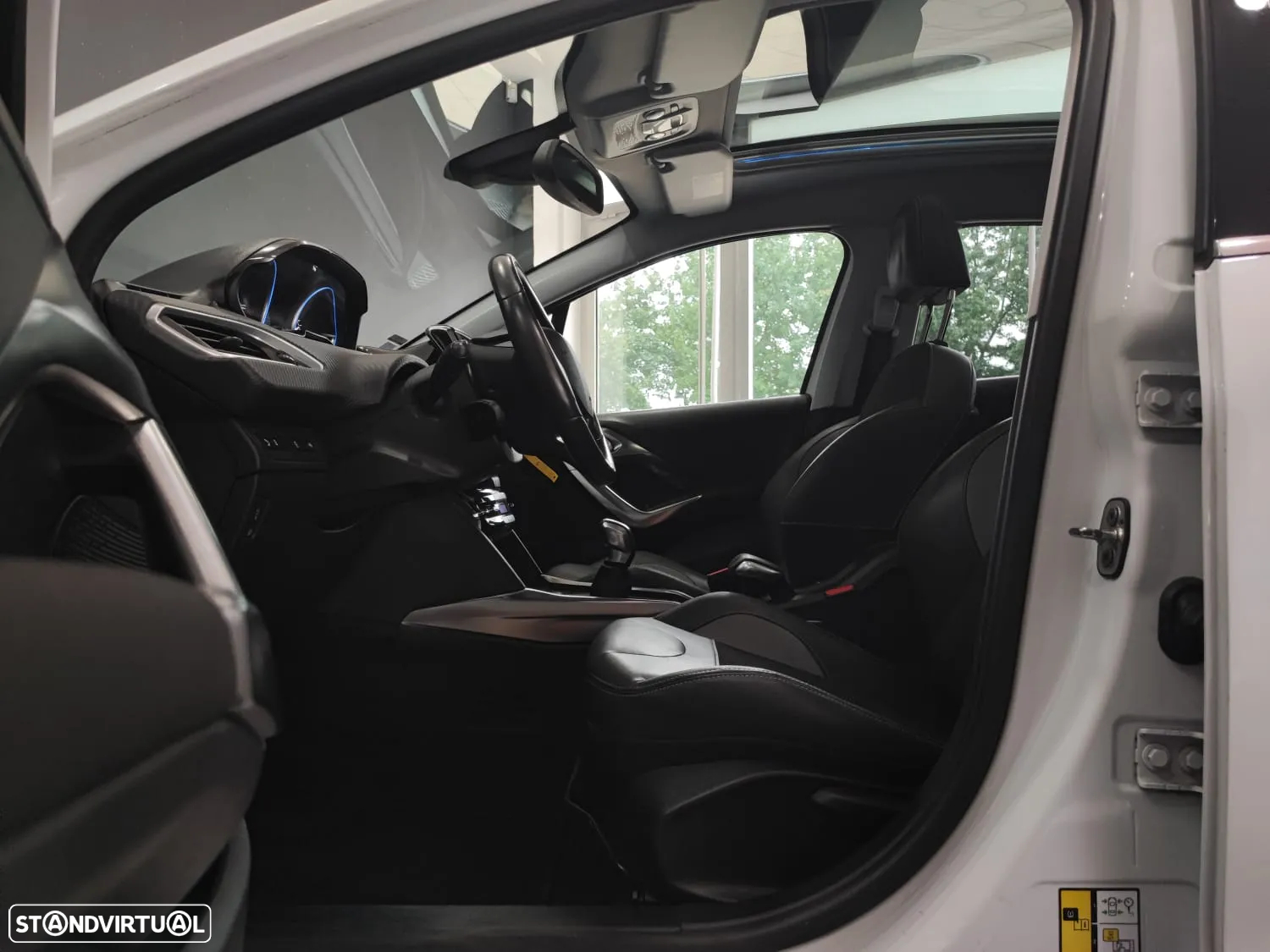 Peugeot 2008 1.4 HDi Allure - 22