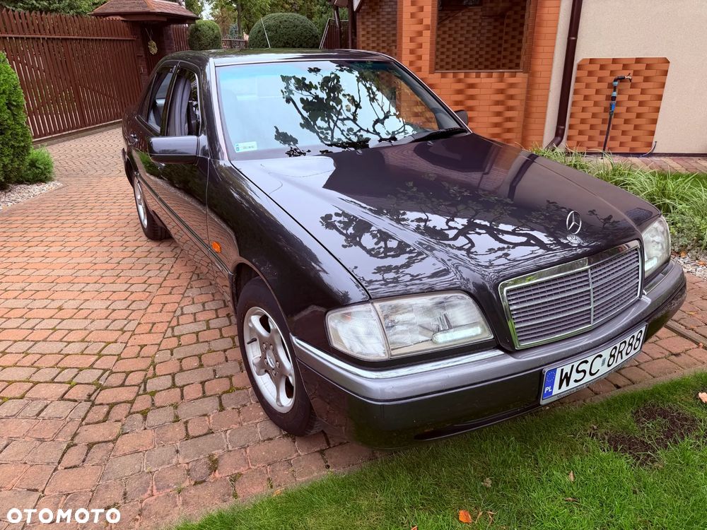Mercedes-Benz Klasa C 200 D Elegance - 5