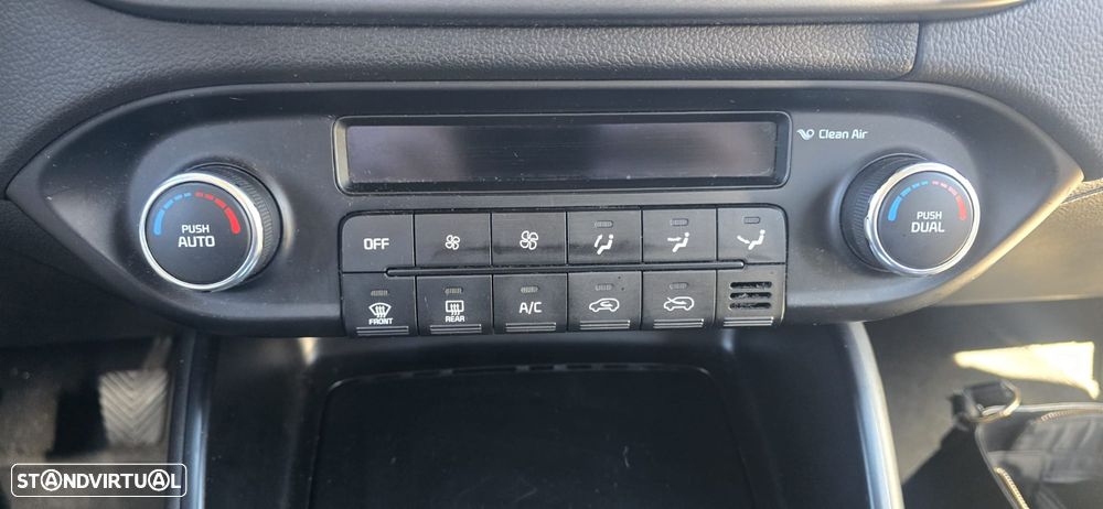 Kia Carens 1.7 CRDi ISG TX - 11