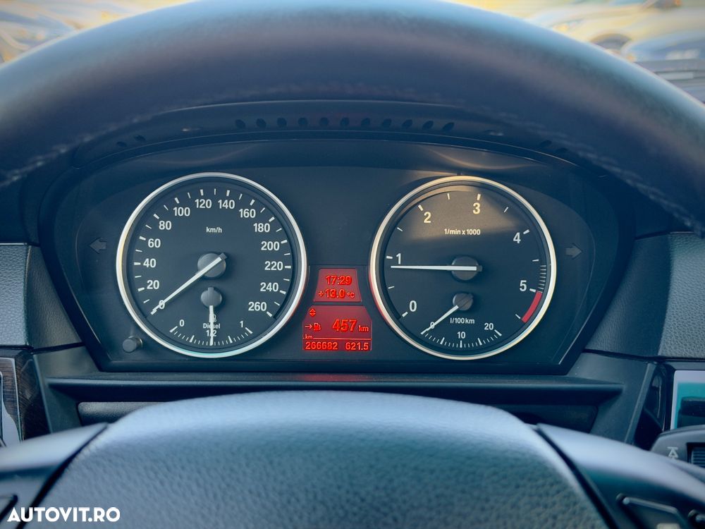 BMW Seria 5 520d - 15