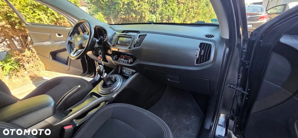 Kia Sportage 2,0 CRDI AWD Vision - 38