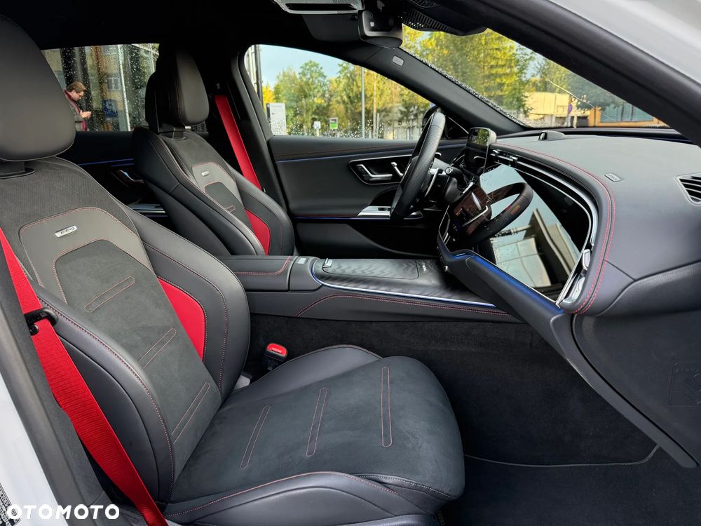 Mercedes-Benz Klasa E AMG 53 PHEV 4Matic+ 9G-Tronic TCT - 21