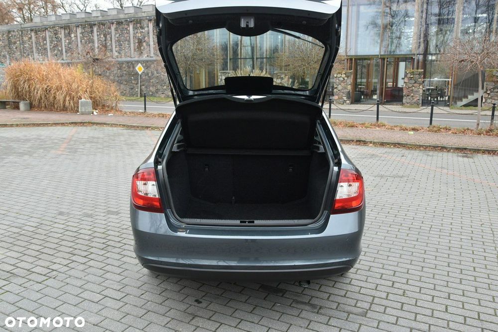 Skoda RAPID 1.0 TSI Style - 30