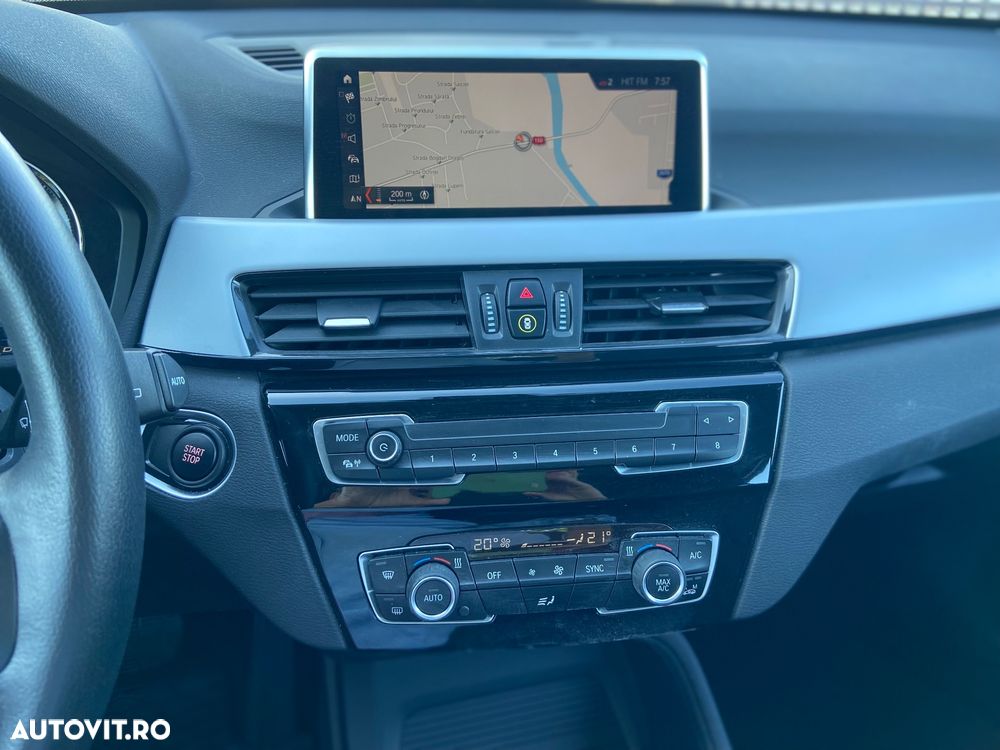 BMW X1 xDrive25e Sport Line - 26