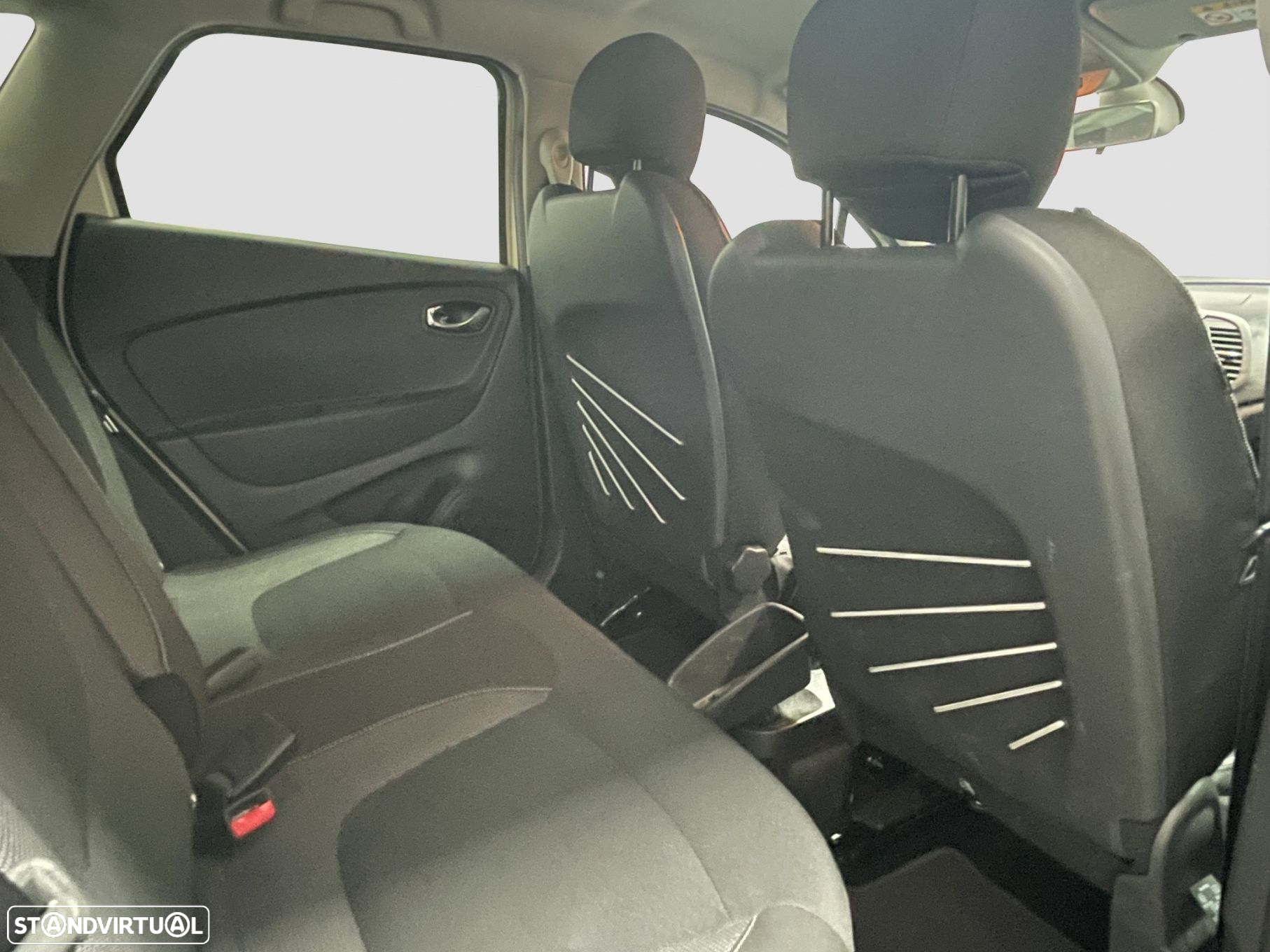 Renault Captur 0.9 TCE Exclusive - 8