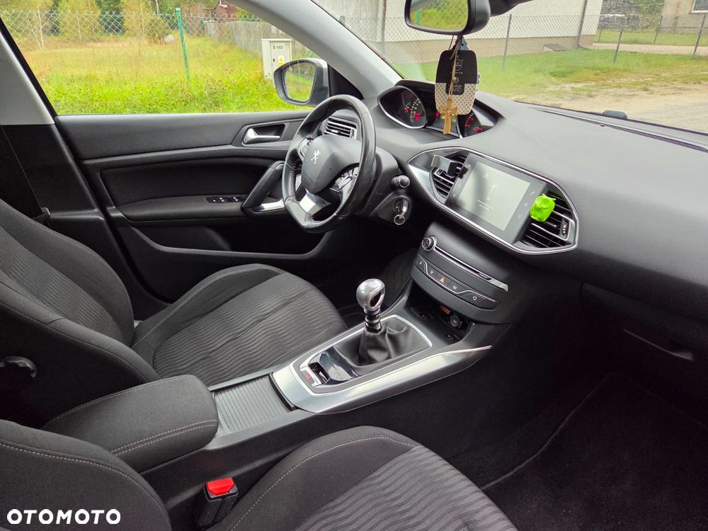 Peugeot 308 - 19