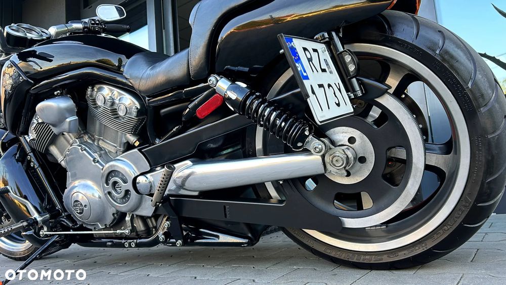 Harley-Davidson V-Rod Muscle - 20