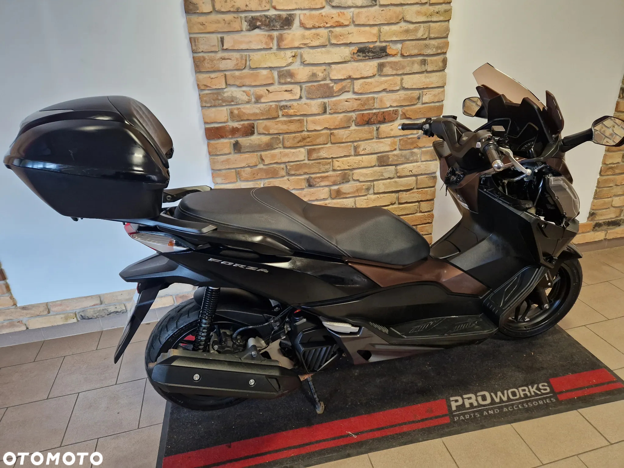 Honda NSS - 23