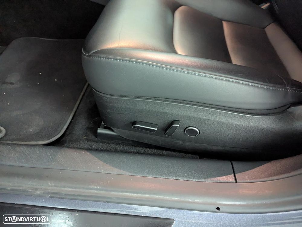 Tesla Model 3 Long Range Tração Traseira - 14