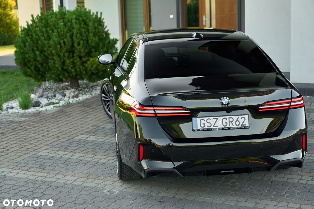 BMW Seria 5 520i mHEV M Sport sport - 17