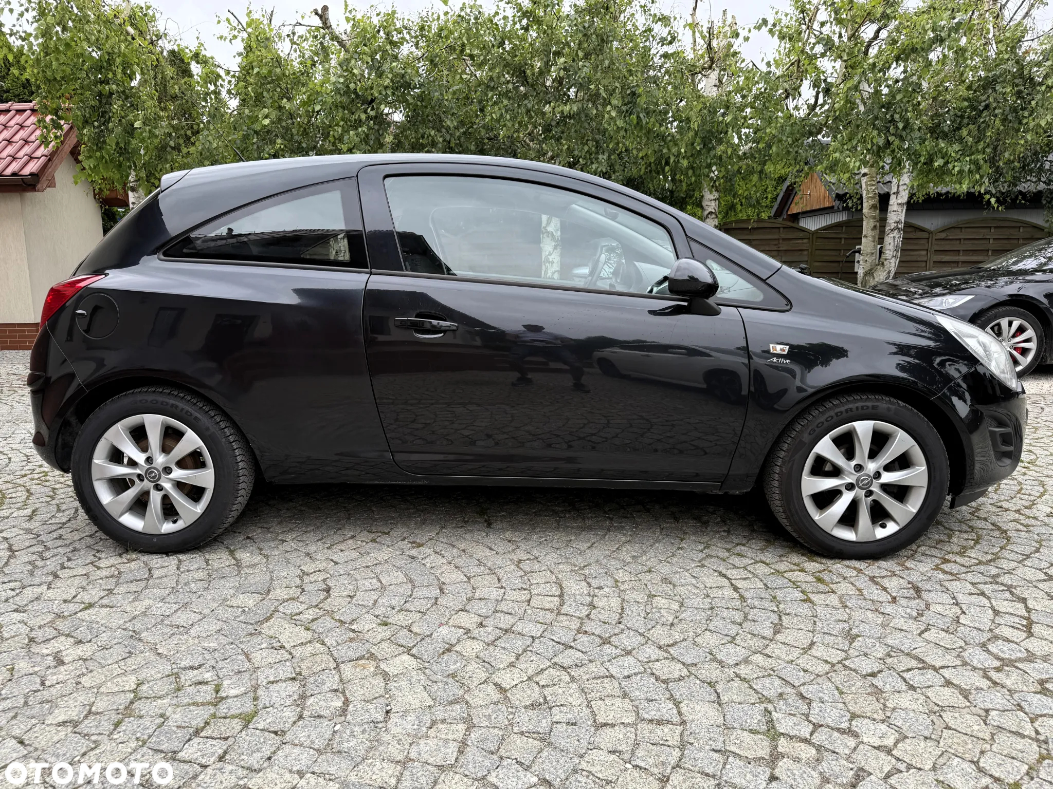 Opel Corsa 1.4 16V Active - 11