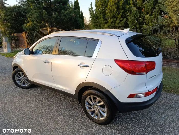 Kia Sportage 1.7 CRDI 2WD ISG Dream-Team Edition - 3