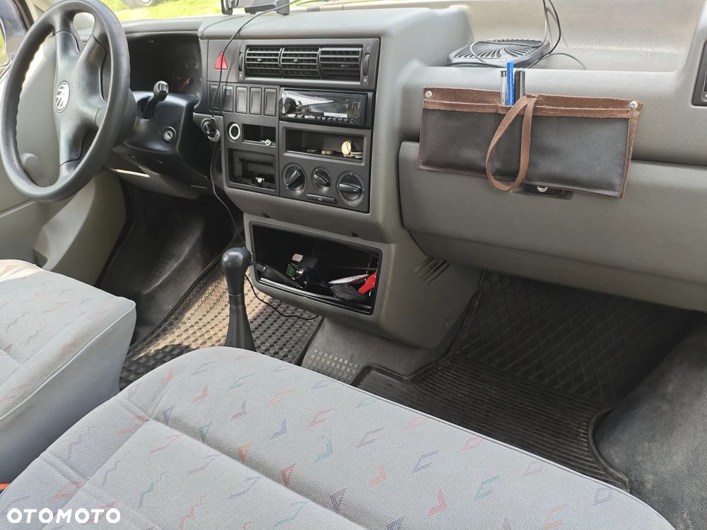 Volkswagen Transporter T4 - 18