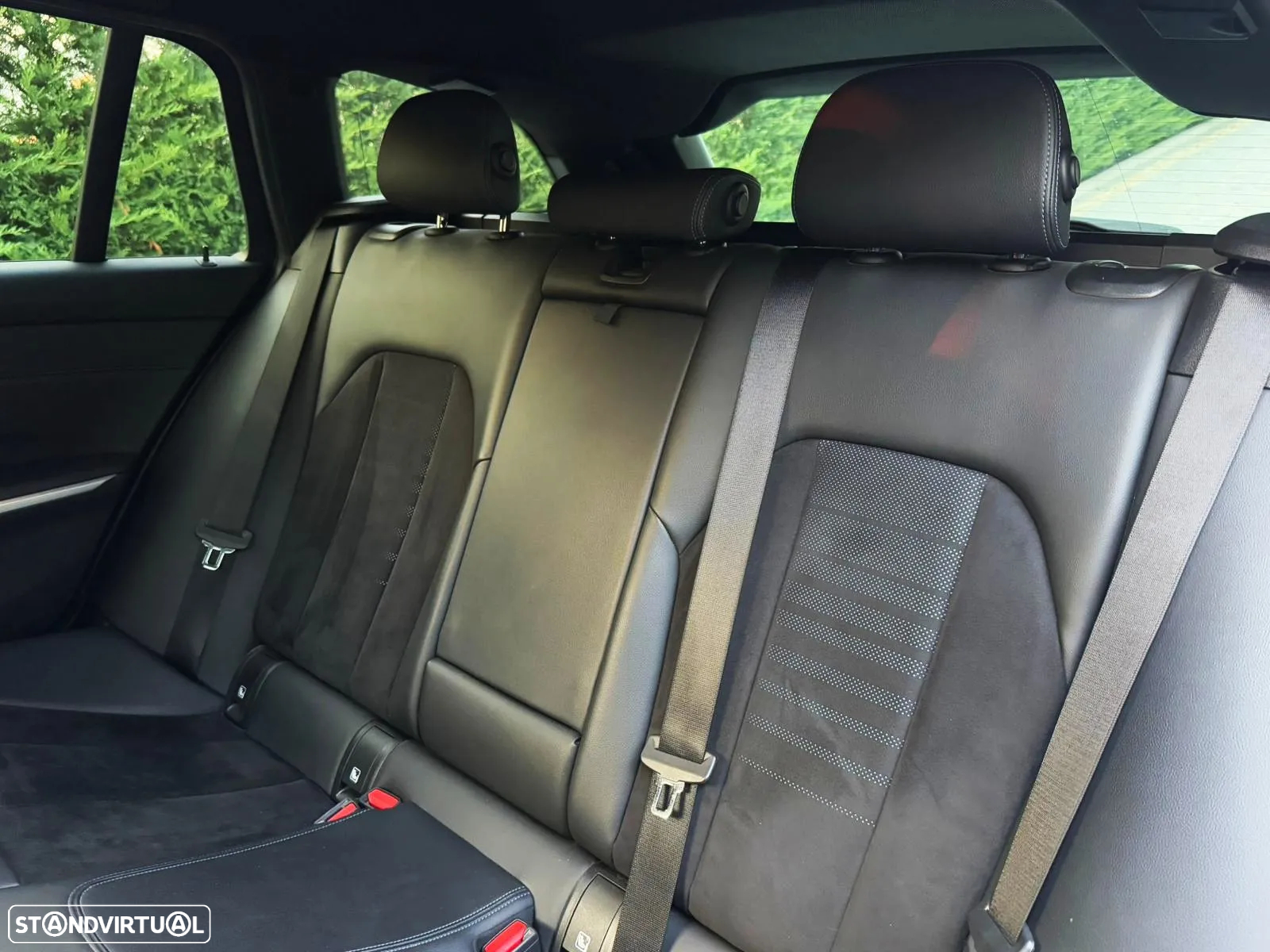 BMW 320 d Touring Aut. M Sport - 24