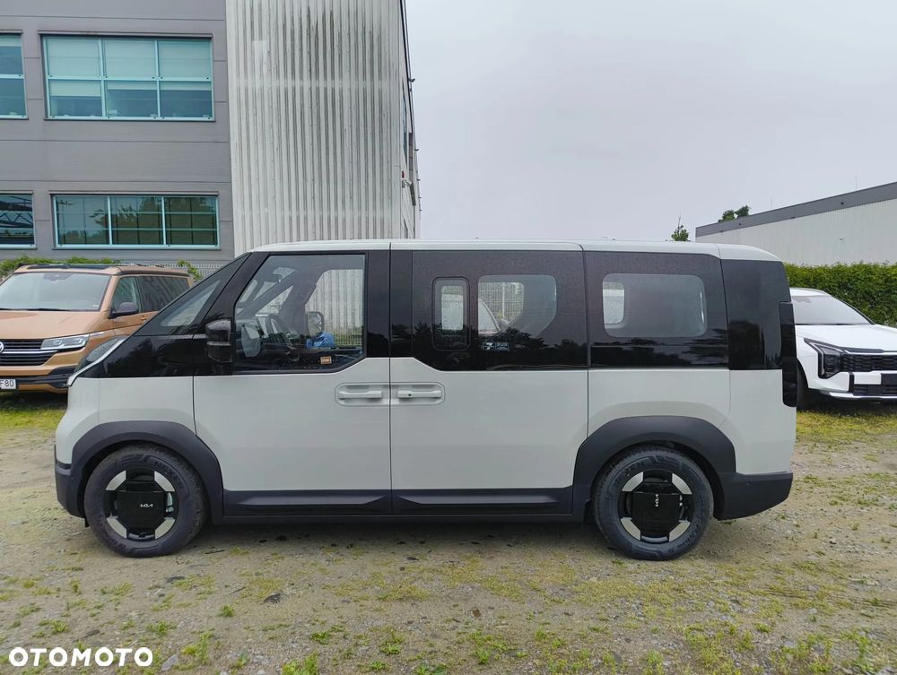 Kia PV5 - 6