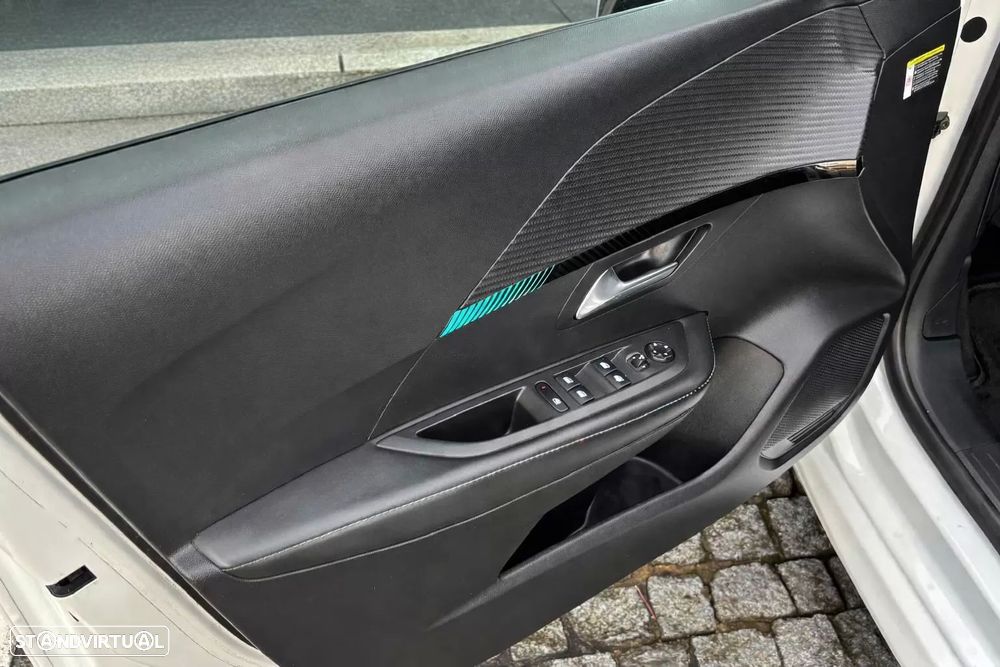 Peugeot e-208 50 kWh Allure - 24