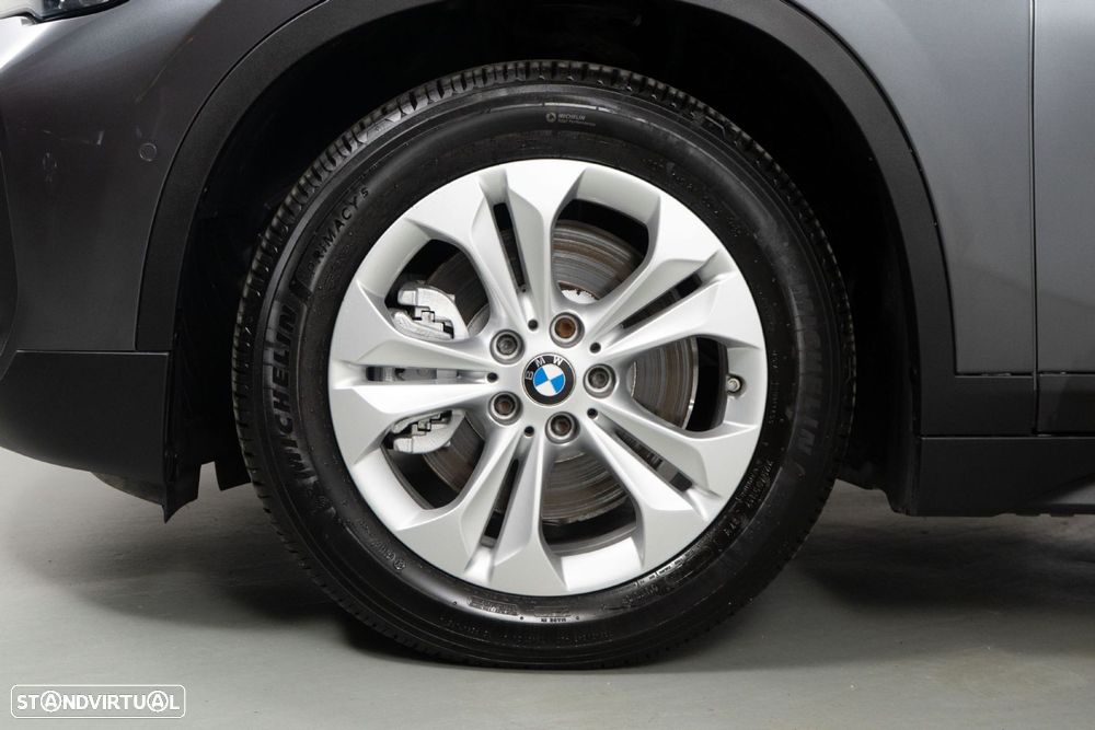 BMW X1 25 e xDrive Corporate Edition - 18