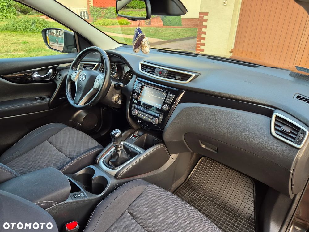 Nissan Qashqai - 11