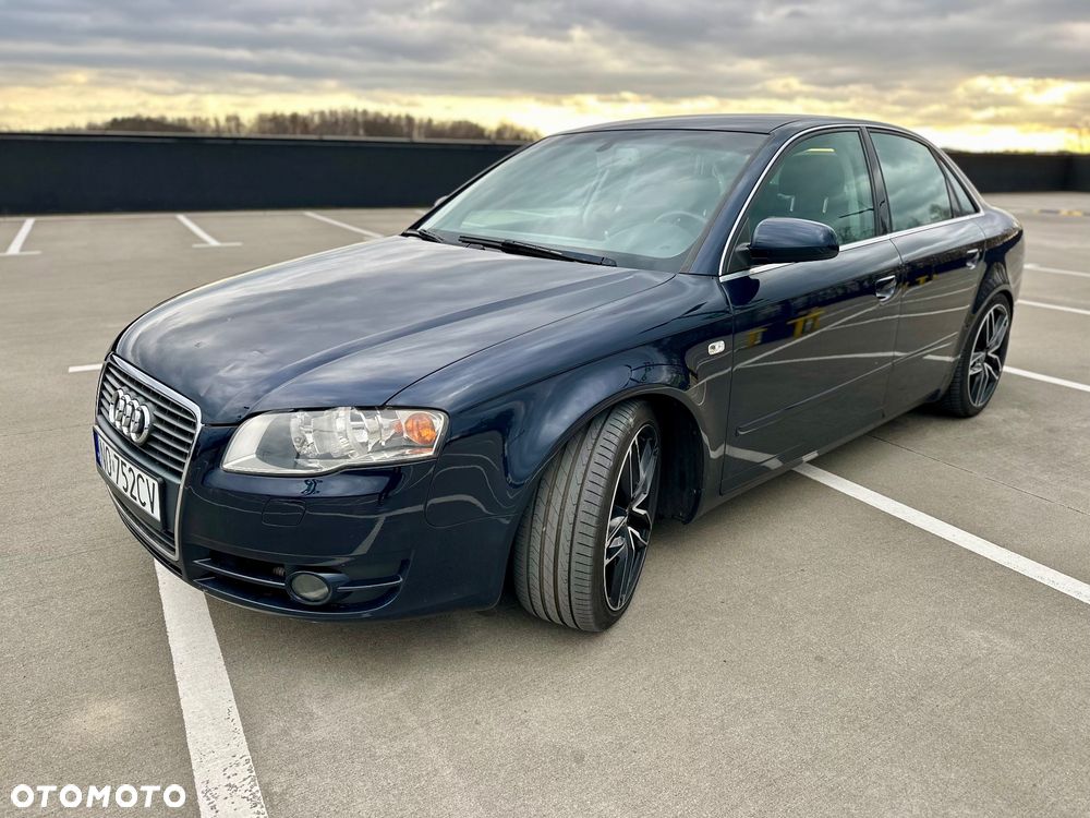 Audi A4 Limousine - 3