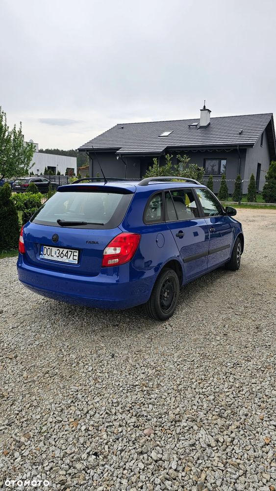 Skoda Fabia 1.2 HTP Ambiente Green tec - 3