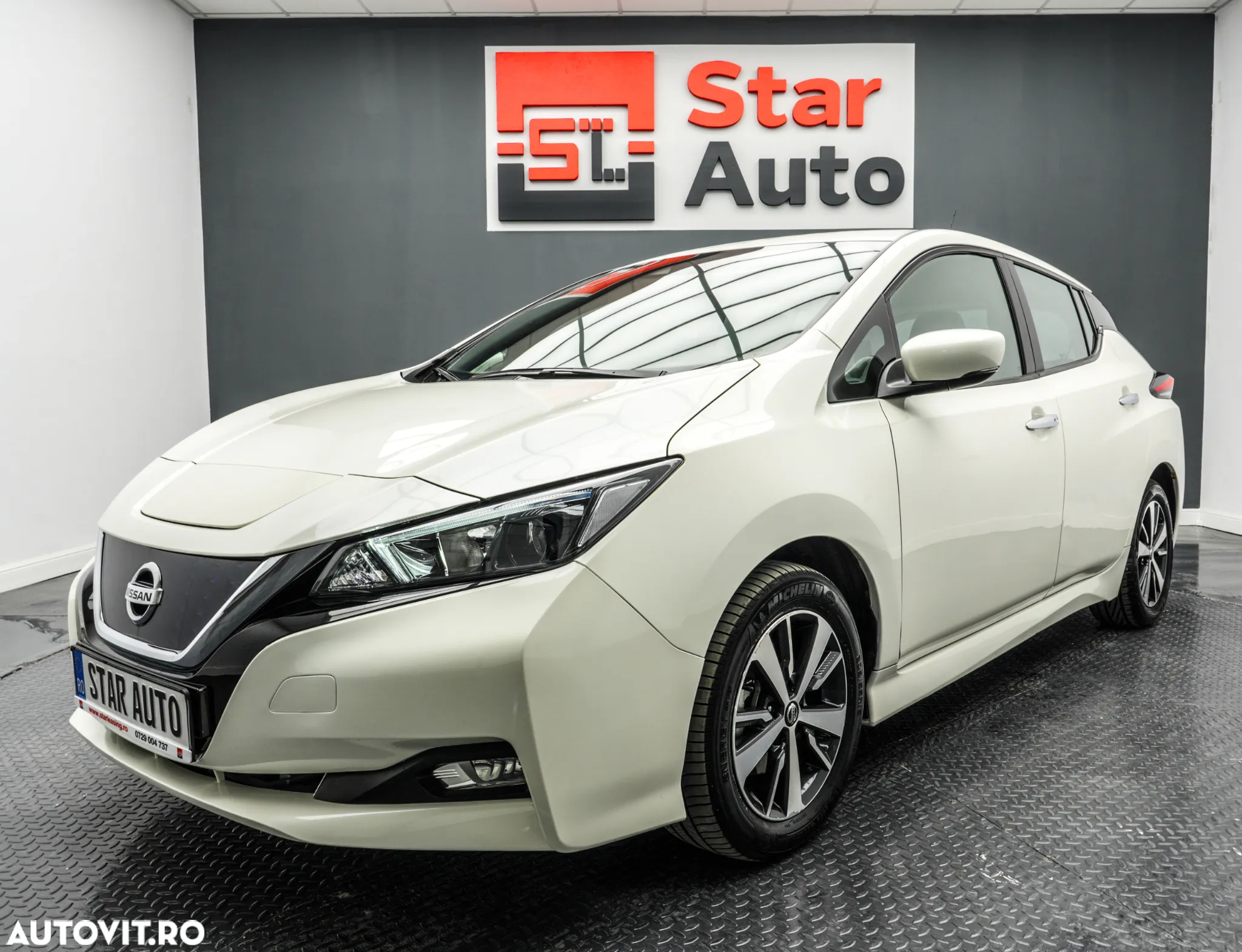 Nissan LEAF N-Connecta - 2