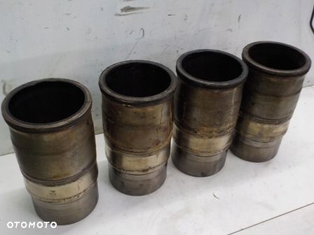 SCANIA R TULEJA CYLINDRA 420 - 1