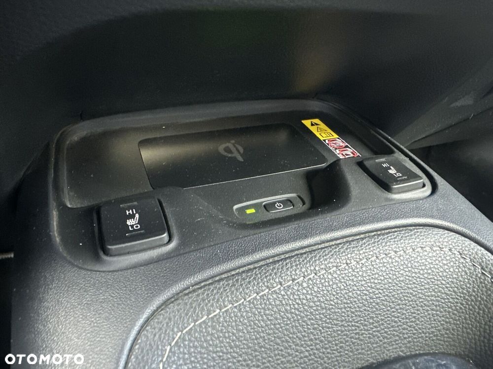Toyota Corolla 1.8 Hybrid Style - 25