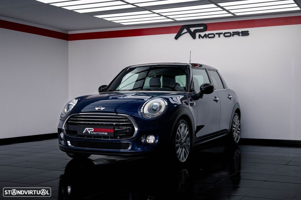 MINI 5 Portas Cooper D Auto - 5