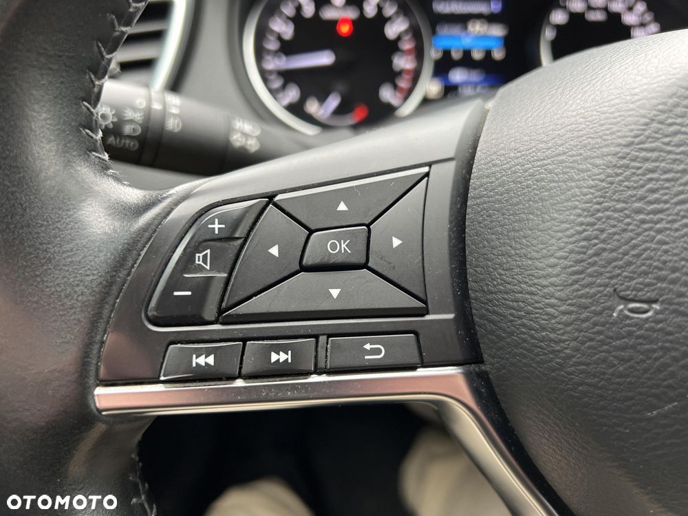 Nissan Qashqai 1.3 DIG-T Acenta DCT - 21