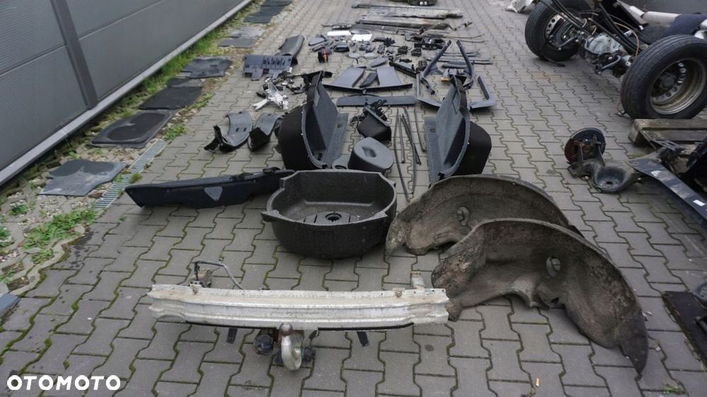 ZAŚLEPKA OSŁONA PLASTIK AUDI A4 B6 SEDAN 2001 - 16