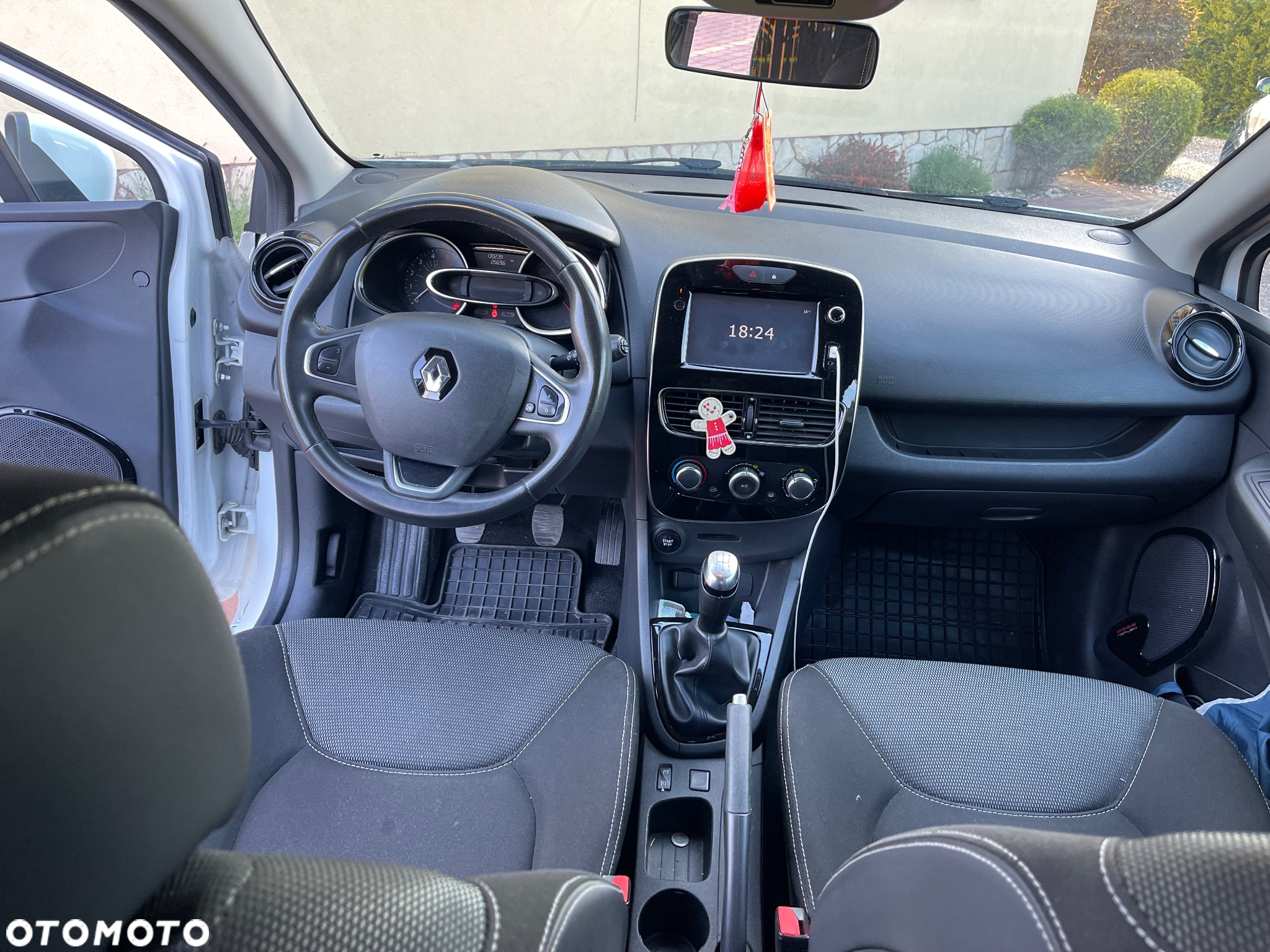 Renault Clio dCi 75 Stop & Start Expression - 10
