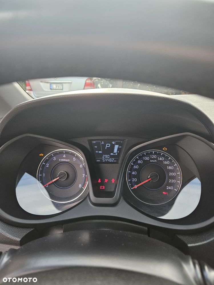 Hyundai ix20 1.6 Classic + - 9