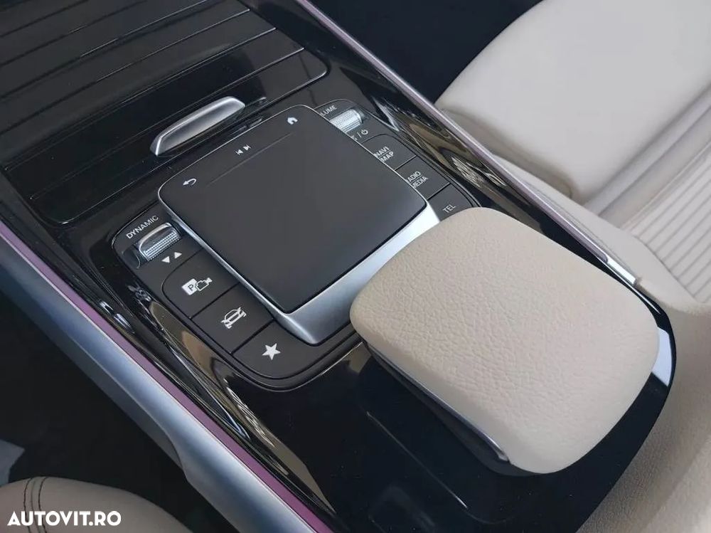 Mercedes-Benz EQB 300 4MATIC - 13