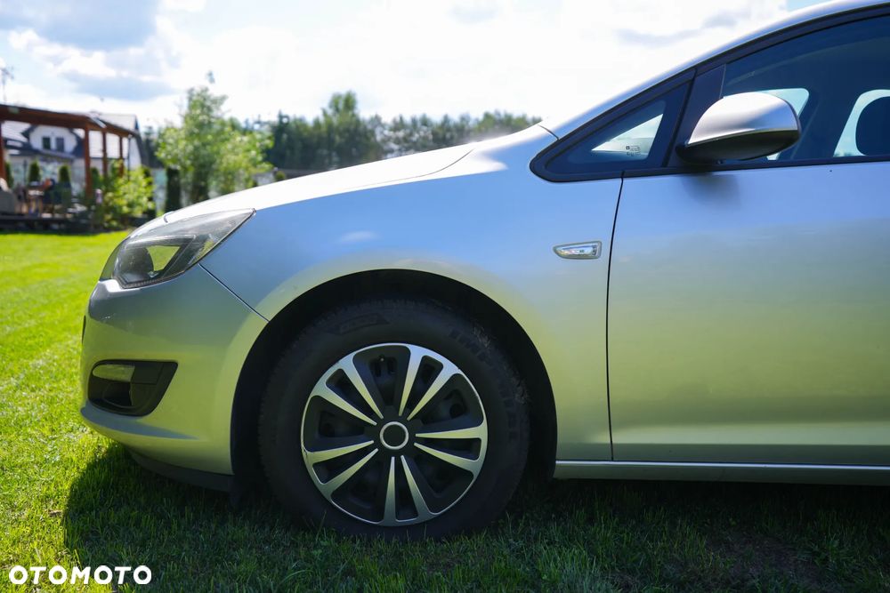 Opel Astra 1.6 Enjoy - 21