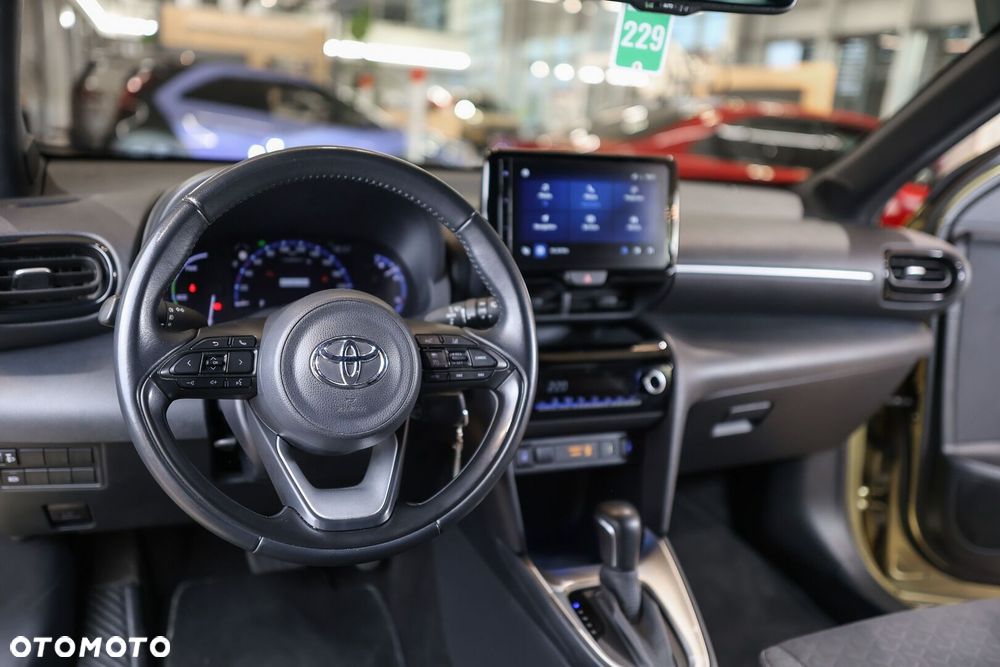 Toyota Yaris Cross Hybrid 1.5 Comfort - 23
