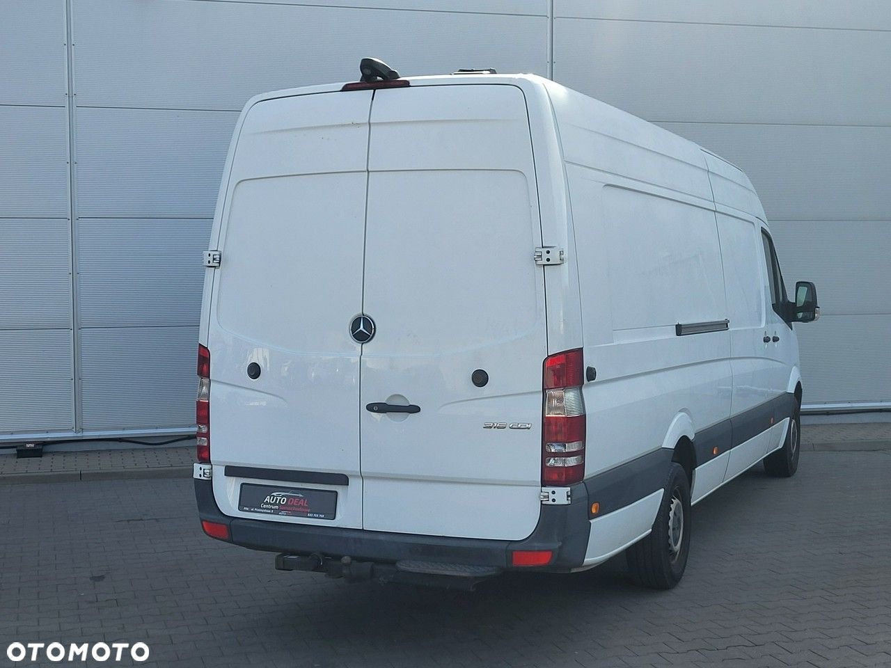Mercedes-Benz Sprinter - 16