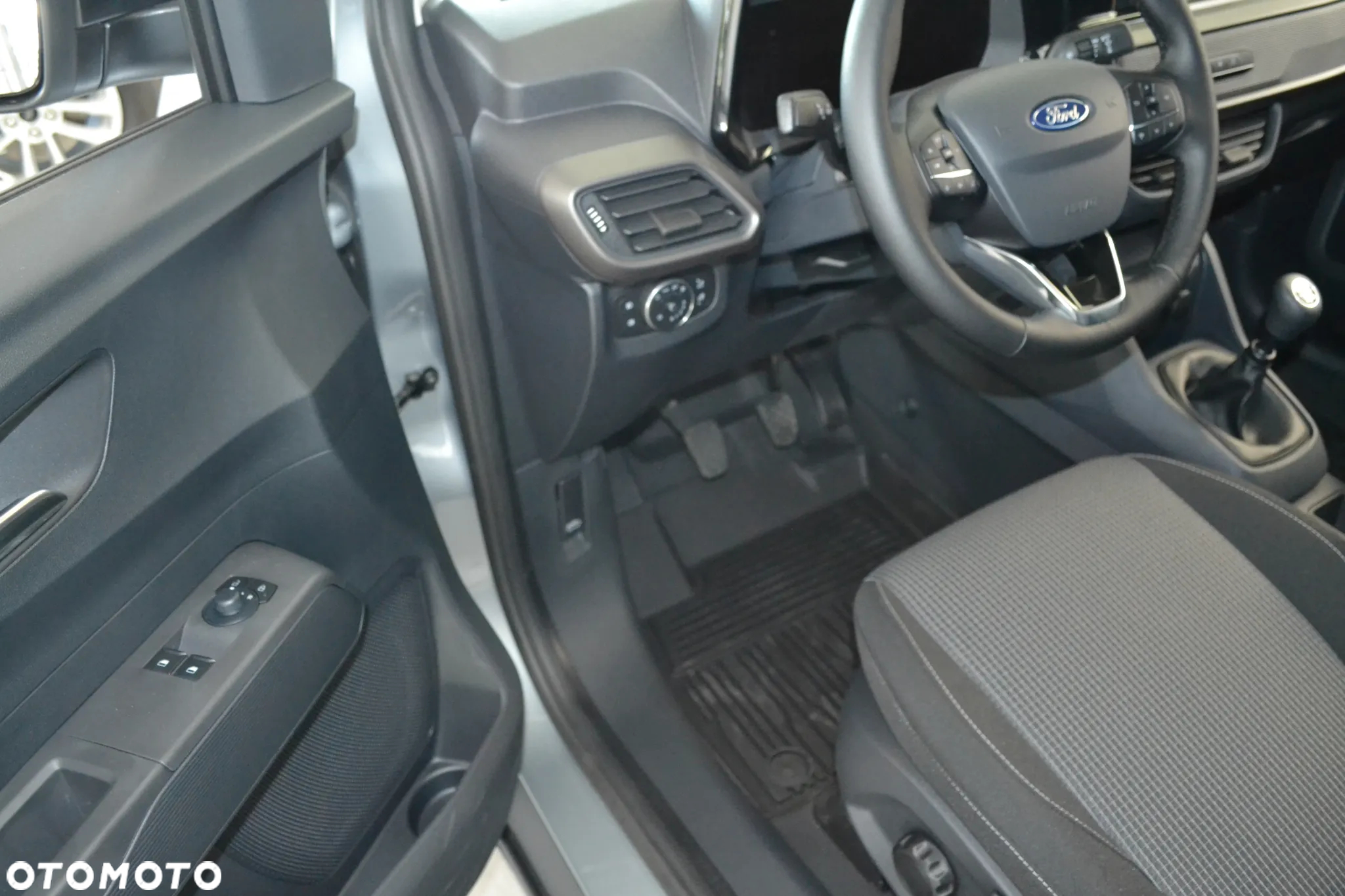 Ford Transit Courier 1,5 l EcoBlue Trend - 7