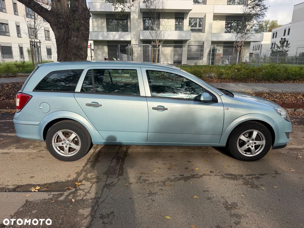 Opel Astra 1.6 Innovation 110 Jahre - 7
